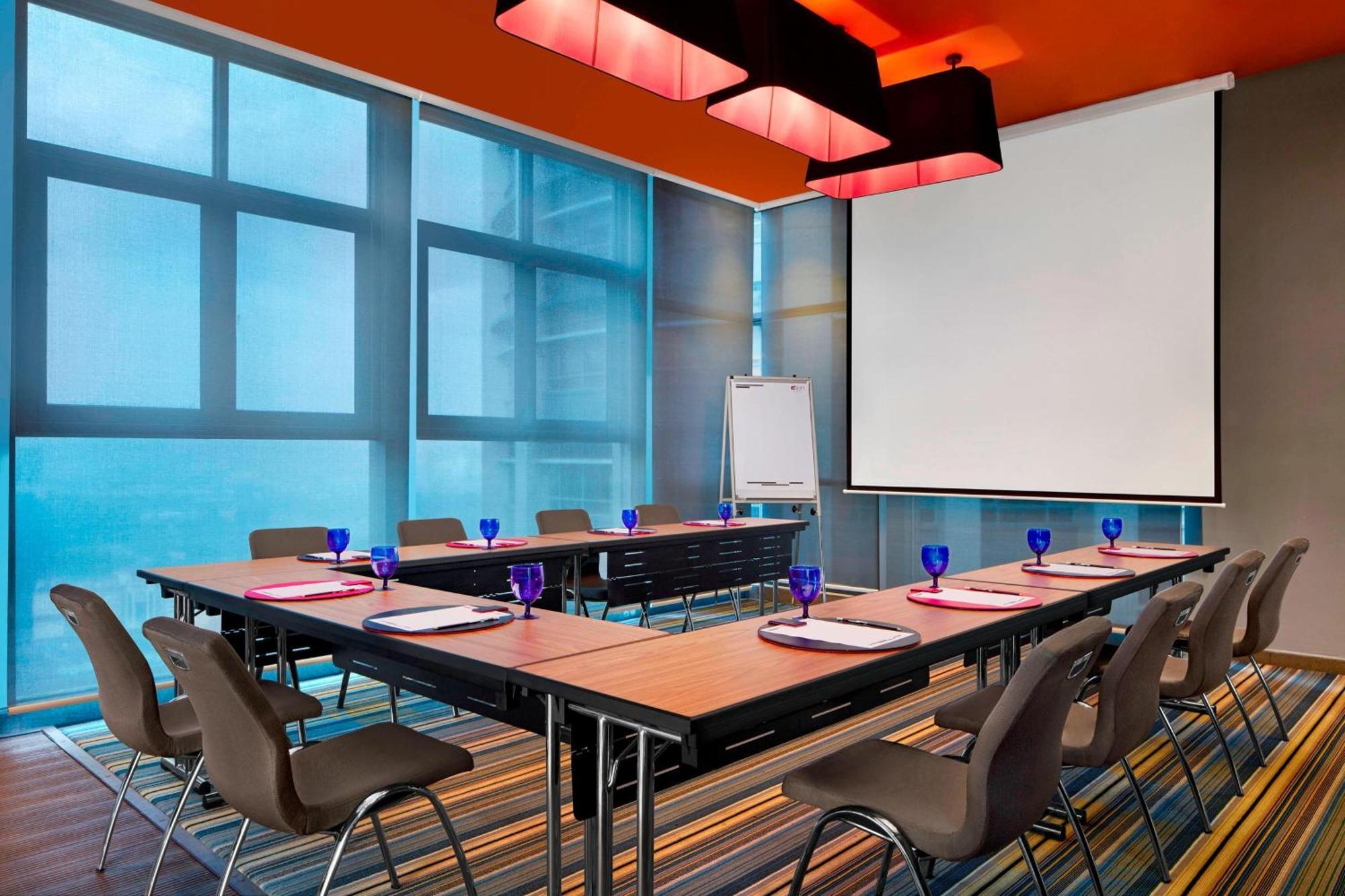 Aloft Kuala Lumpur Sentral Otel Dış mekan fotoğraf